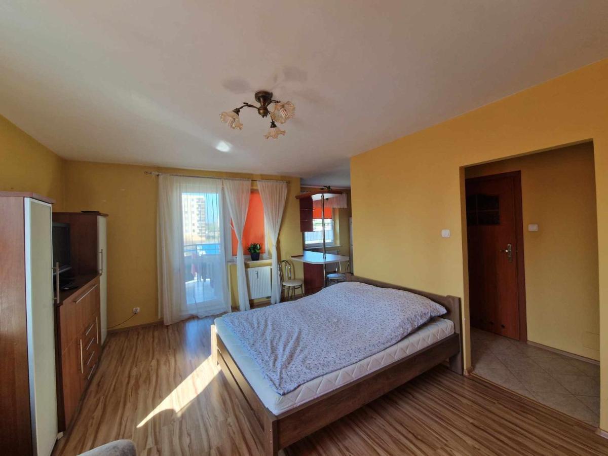 Apartament Dla Dwojga Krasnik Lägenhet Exteriör bild